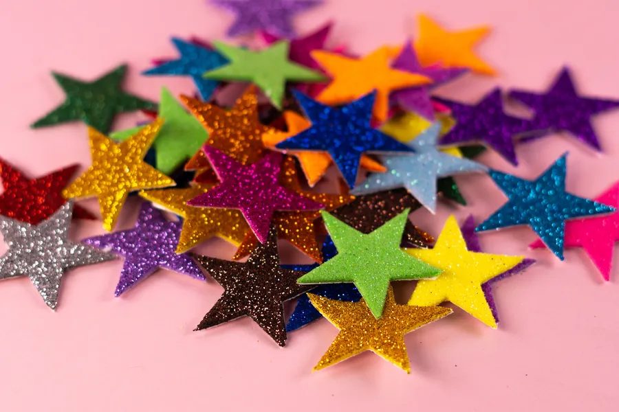Estrellas Goma Eva Glitter Adhesivas – 12 Unid