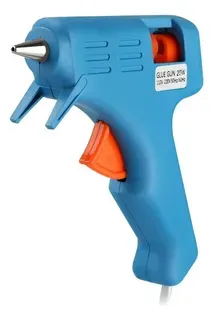 pistola silicona con enchufe y botón de encendido